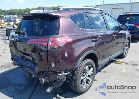 2018 Toyota Rav4 Xle z USA, uszkodzony, nr VIN 2T3RFREV3JW813229